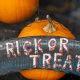 5 consejos para cuidar a tus hijos si salen a pedir dulces de Halloween.
