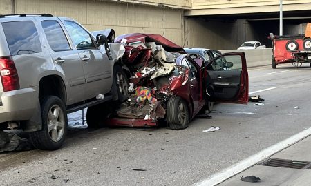 Un choque entre cuatro autos en Lodge Freeway provocó la muerte de un joven, en Metro Detroit.