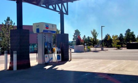 Metro Detroit mantuvo sus precios en la gasolina respecto a la semana anterior.