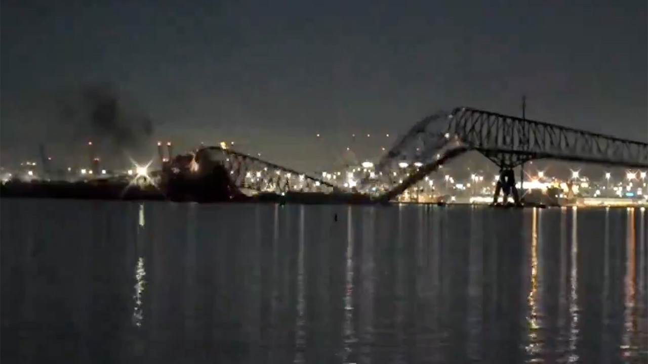El puente Francis Scott Key, de Baltimore, Maryland, colapsó tras ser golpeado por un barco.