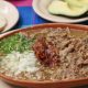 La carne en su jugo es un platillo típico de Jalisco.