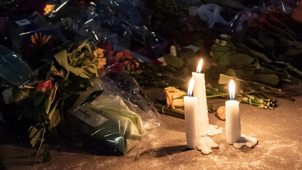 El número de muertos aumentó tras el atentado terrorista en una sala de conciertos en Rusia.