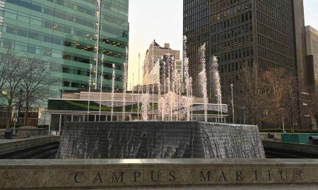 El Campus Martius Park de Detroit, Michigan, fue elegido como la mejor plaza pública del país.