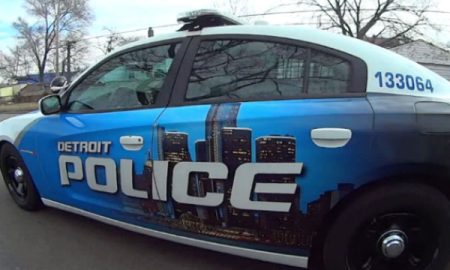 La Policía de Detroit suspendió sin goce de sueldo al teniente que le dijo "regresa a México" a una protestante palestina.