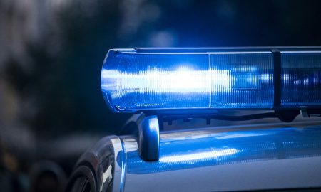 Un oficial de la Policía de Wayne disparó a un hombre mientras presentaba una crisis de salud mental.