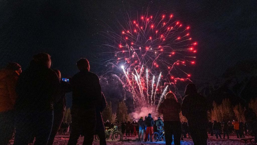 Los fuegos artificiales son una tradición de las celebraciones del 4 de julio.