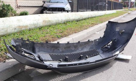 Un choque por exceso de velocidad en Dearborn, Michigan, en Metro Detroit, provocó la muerte de dos jóvenes en la Michigan Avenue.