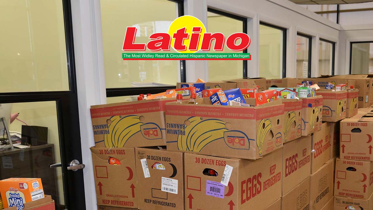 Las aplicaciones para la entrega de cajas de despensa se deberán realizar en el sitio web de Latino Press.