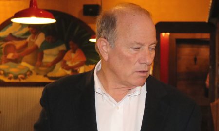 Mike Duggan inició su campaña para ser gobernador de Michigan como candidato independiente.