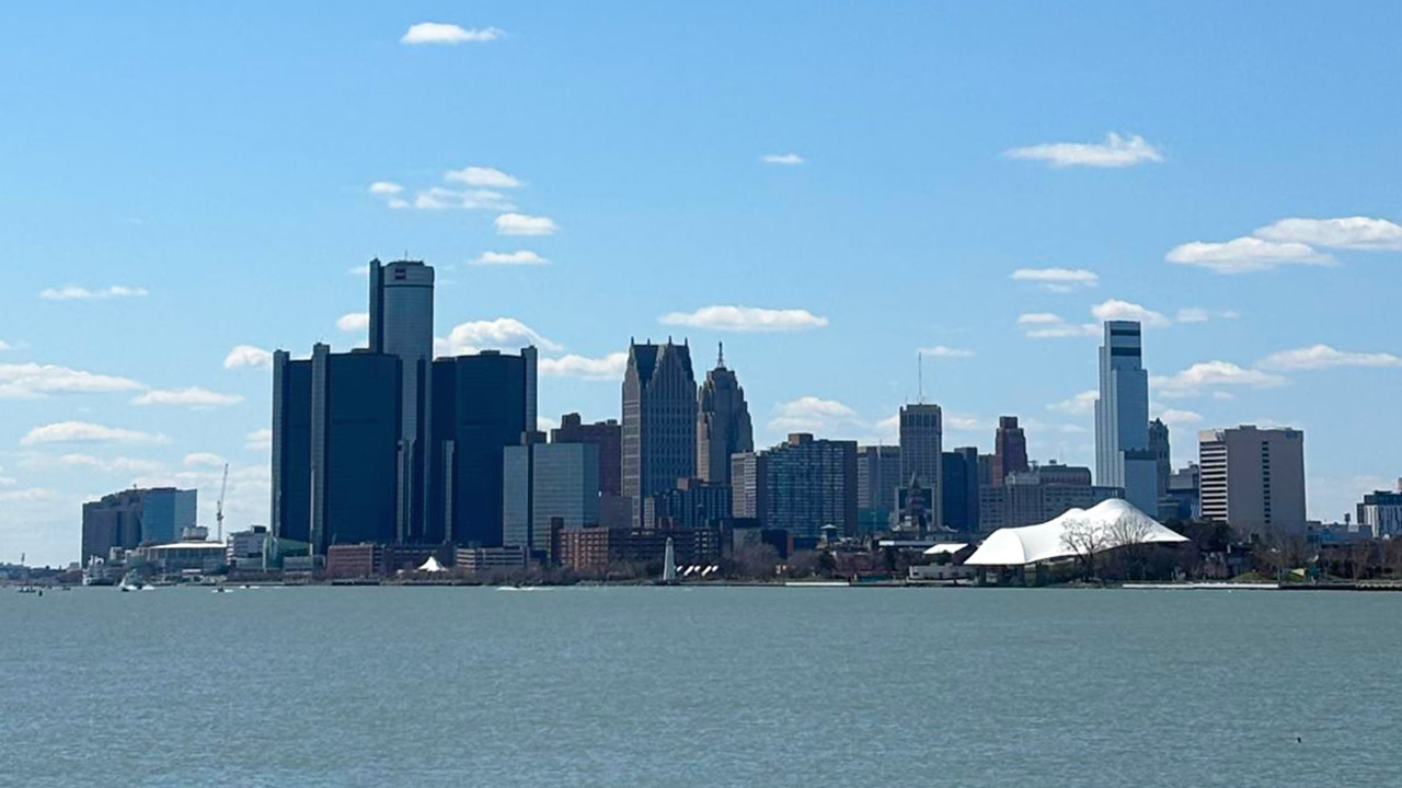 Detroit registró un aumento de población por segundo año consecutivo y superó la tasa de crecimiento nacional y estatal.