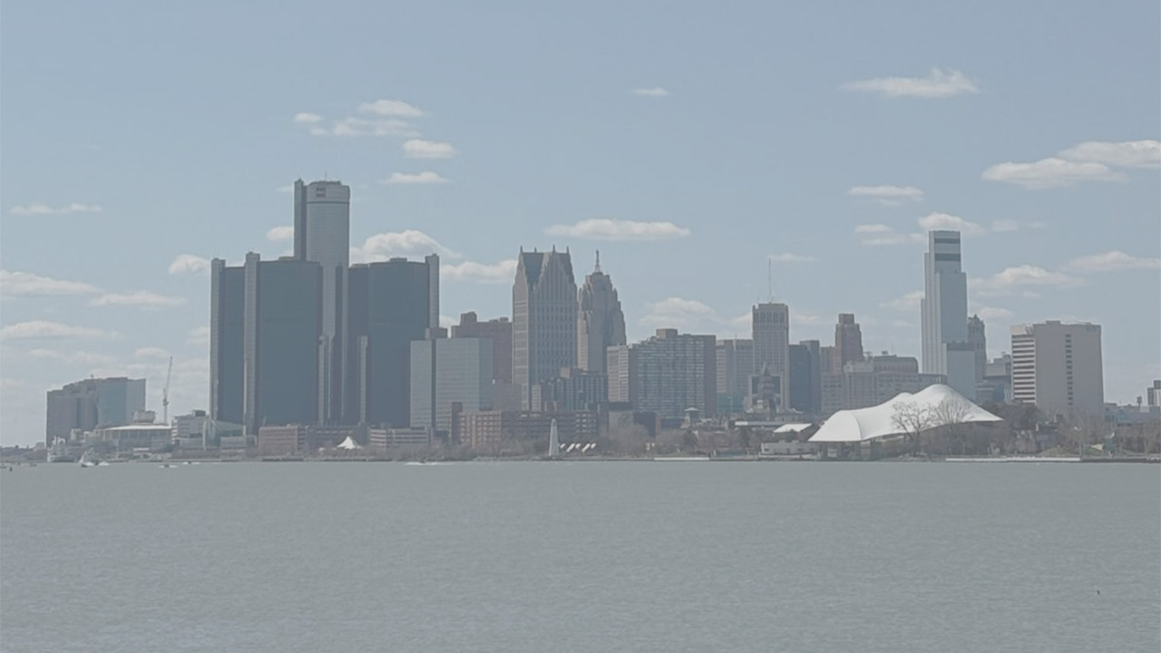 Detroit y prácticamente todo Michigan están bajo alerta de calidad del aire, debido al humo de los incendios forestales de Canadá.