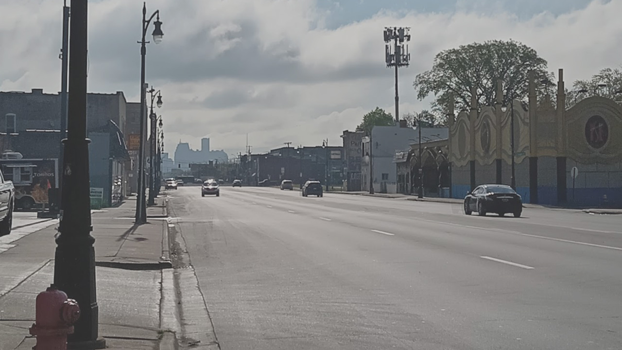 Detroit y todo Michigan iniciaron la semana con alerta de calidad del aire, debido a las partículas finas provocadas por el humo de los incendios forestales de Canadá.