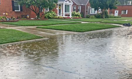 Dos eventos de lluvia provocaron inundaciones dos veces en la misma semana en Metro Detroit, Michigan.