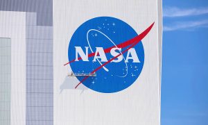 El contenido de NASA+ estará disponible en Netflix a partir de este verano 2025.