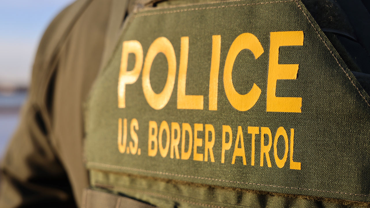 Off-Duty Border Patrol agent’s heroic actions save drowning man, helps find daughters.