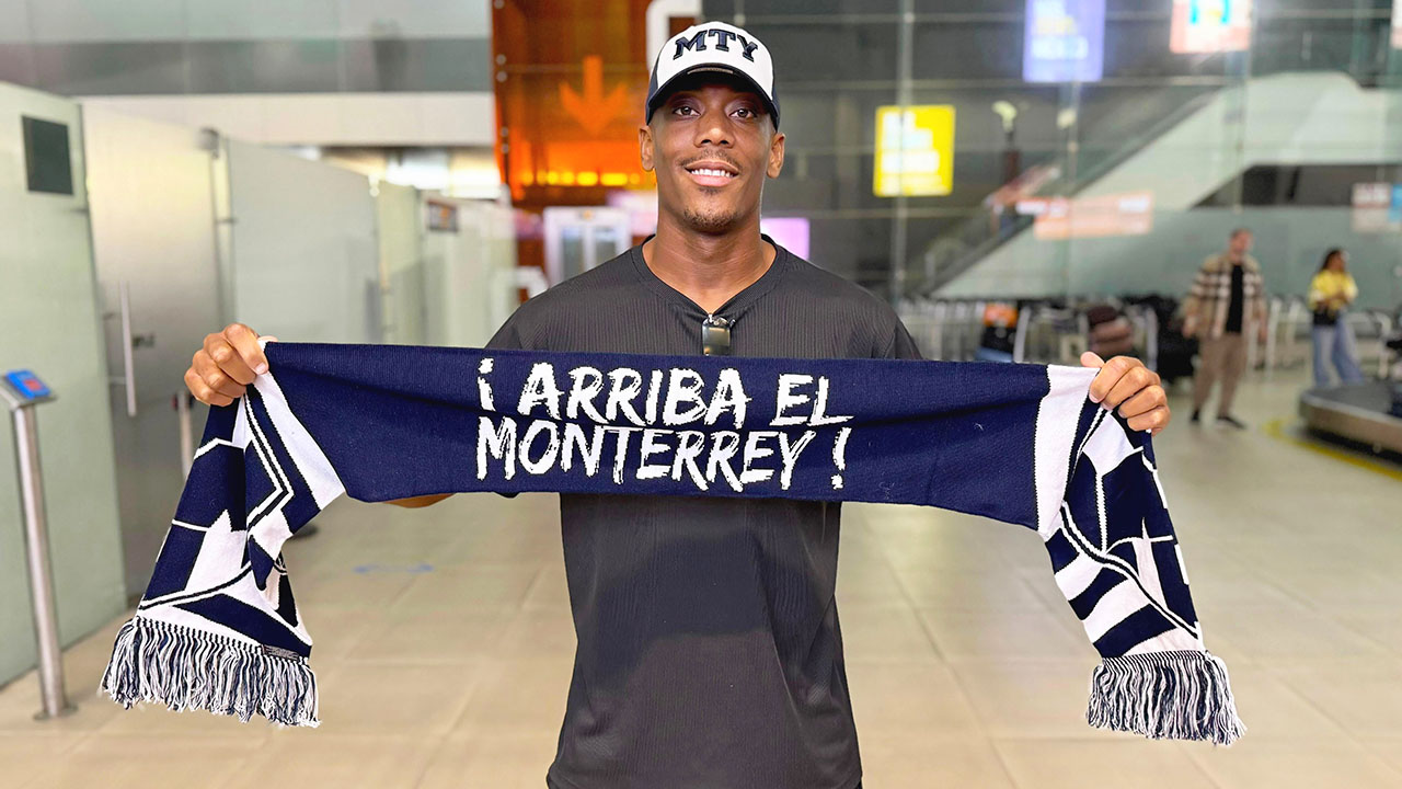 El francés Anthony Martial es nuevo futbolista de Rayados de Monterrey en la Liga MX.