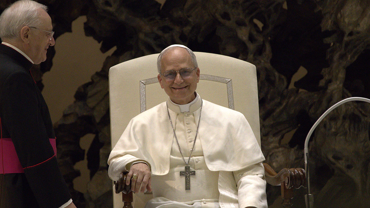 El Papa León XIV se reunió con líderes sindicales de Chicago en el Vaticano, donde los instó a apoyar a los inmigrantes y promover la inclusión de las minorías en sus filas.