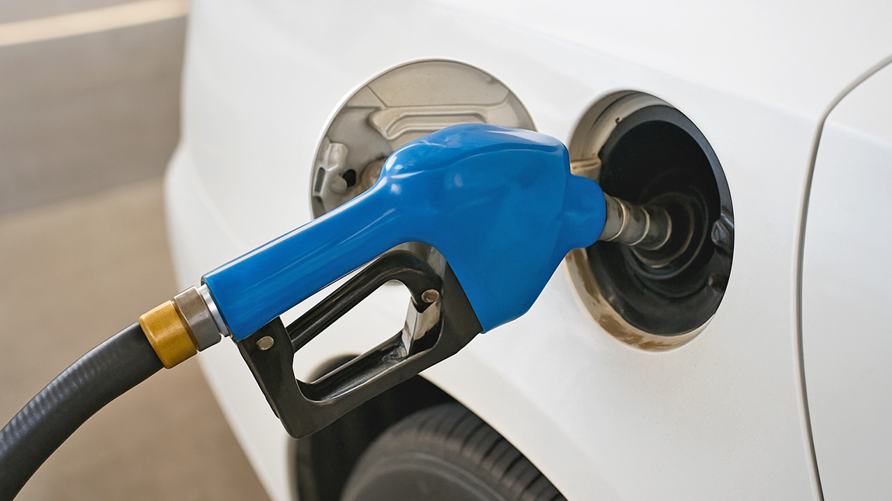 Michigan registró su precio más bajo de gasolina desde abril del 2021.