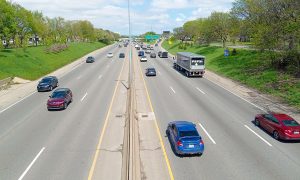 Michigan espera romper récord de viajes durante el Thanksgiving 2025, la mayoría por carretera.