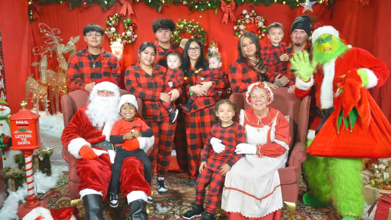 Evento navideño y gratuito para los niños de SW Detroit, con la visita de Santa Claus, Mrs. Claus y el Grinch.