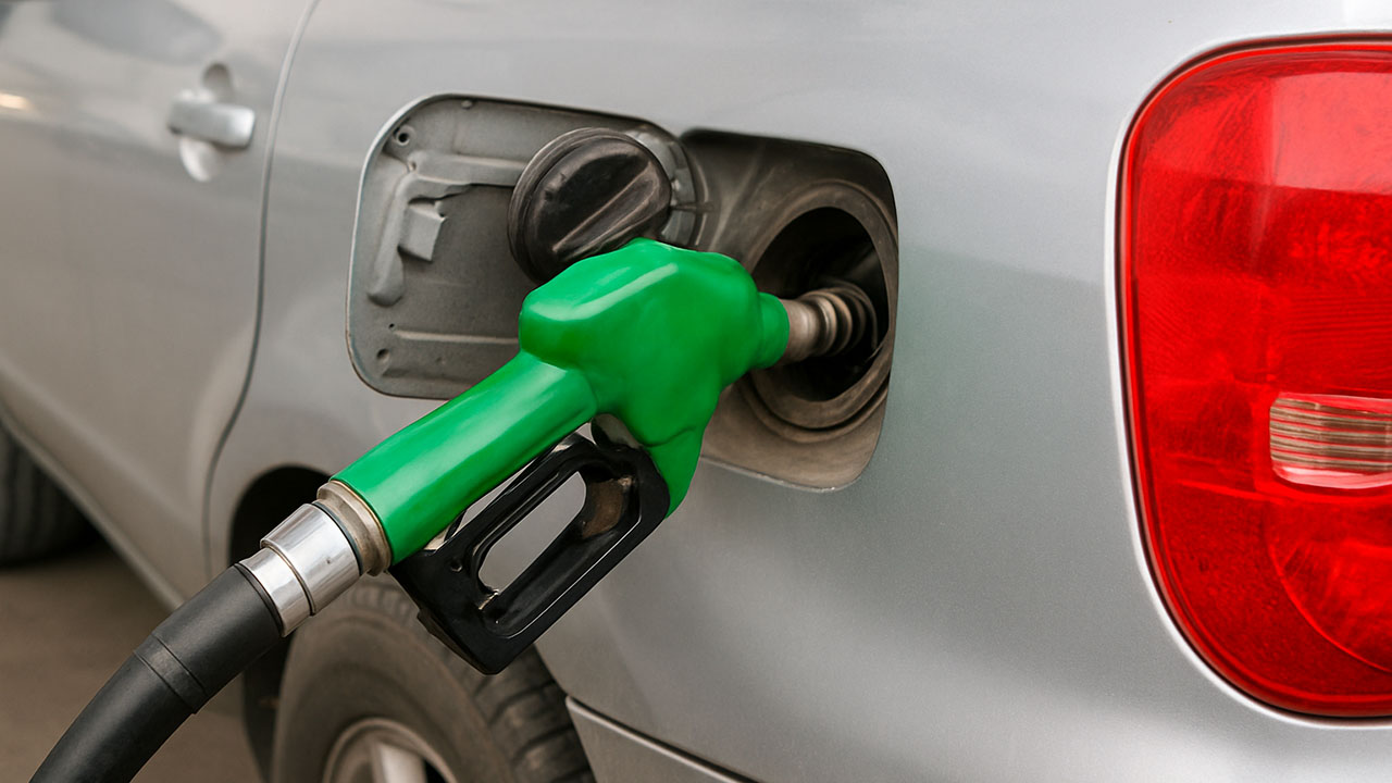 El precio promedio de la gasolina en Michigan volvió a caer significativamente en este diciembre del 2025.