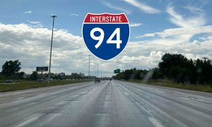 La autopista I‑94 en Metro Detroit iniciará un proyecto de reconstrucción de más de tres años, afectando tránsito, rampas y puentes en varias ciudades del área metropolitana.