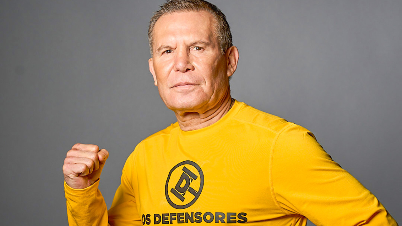 Julio César Chávez, leyenda mexicana del boxeo, se unió a Los Defensores en apoyo a la comunidad hispana de Estados Unidos.