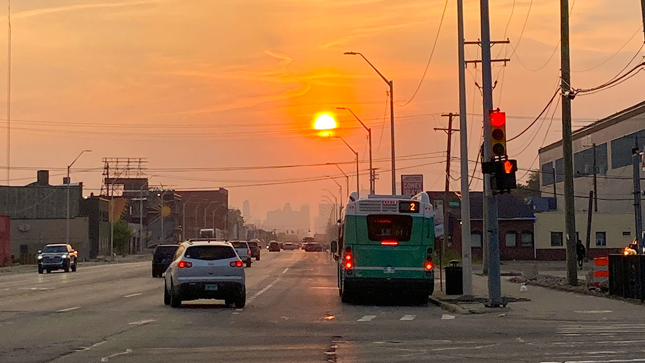Metro Detroit y gran parte del país afrontarán la primera ola de calor de 2026 durante la segunda semana de junio.