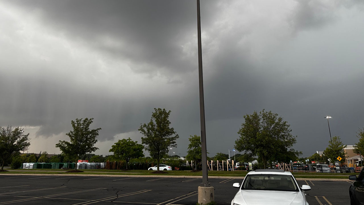 Metro Detroit espera tormentas fuertes esta mitad de semana.