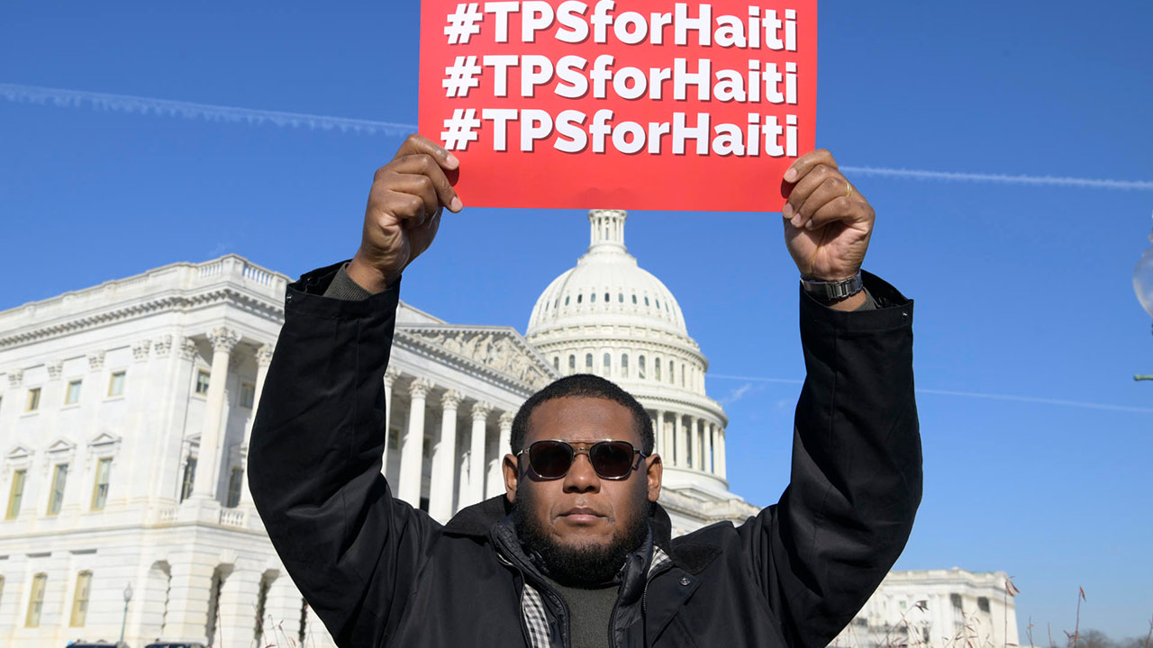 La protección para haitianos en Estados Unidos fue extendida por lo menos por tres días más tras un fallo de un tribunal federal de apelaciones.