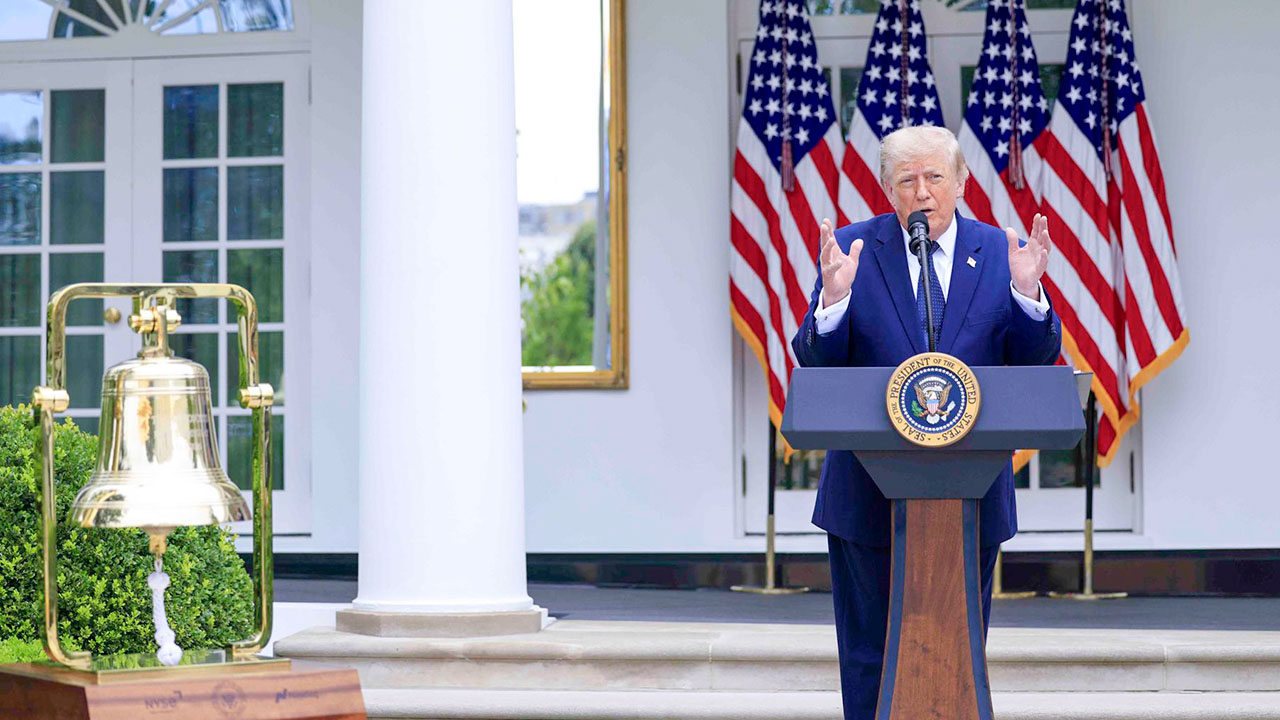 Donald Trump celebró el traslado de una planta Toyota de México a Estados Unidos y lo atribuyó a los aranceles.
