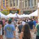 La Feria del Arte de Ann Arbor se lleva a cabo en varias cuadras de las calles del centro de la ciudad.