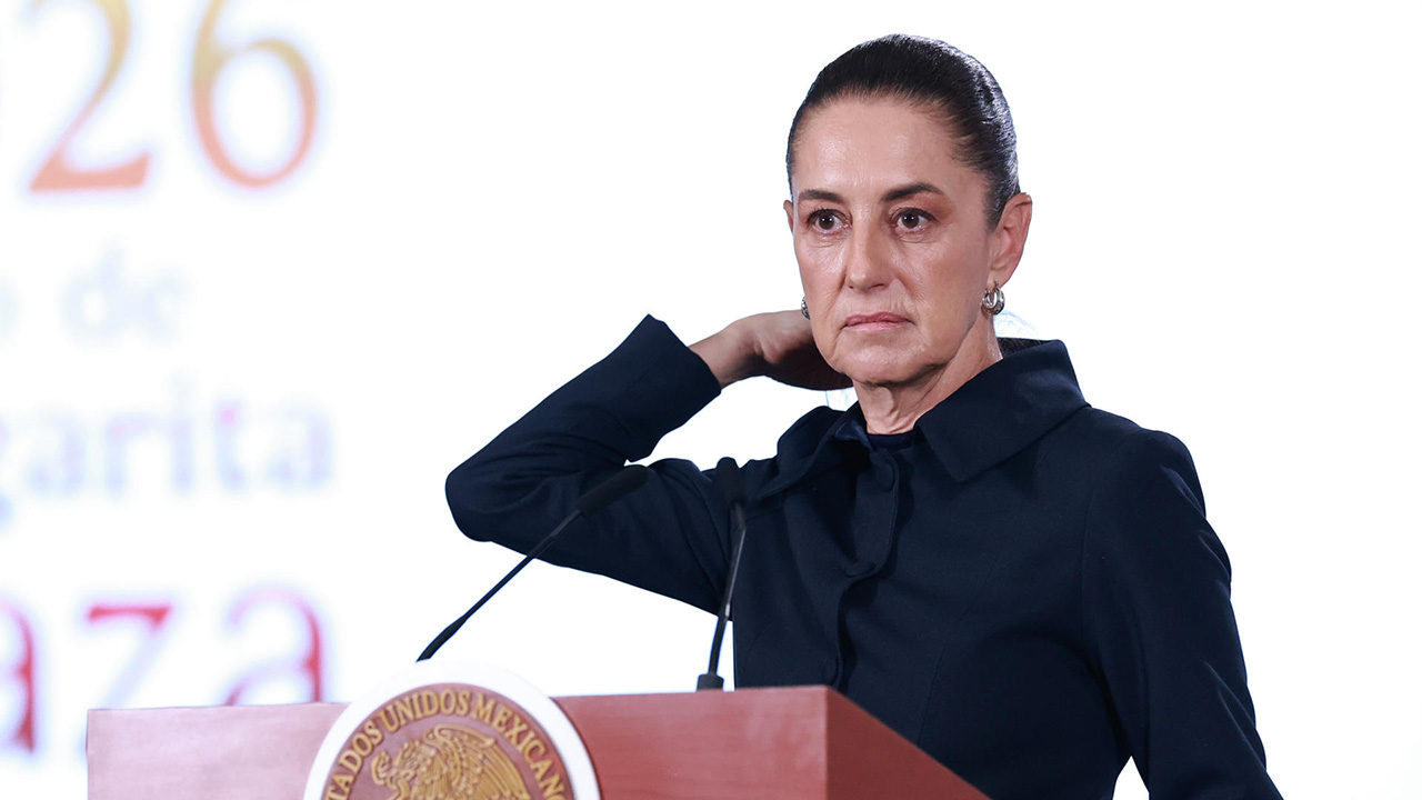 Claudia Sheinbaum, presidenta de México, explicó que la Secretaría de Relaciones Exteriores presentará una denuncia ante Justicia de EE.UU. por la muerte de 17 connacionales en acciones migratorias.