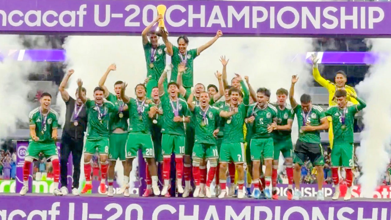 La Selección Mexicana Sub-20 celebra su título en el Campeonato de Concacaf, con el que clasificó a los Juegos Olímpicos Los Ángeles 2028.