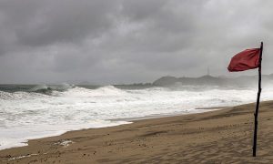 La tormenta tropical Polo en México amenaza con convertirse en huracán.
