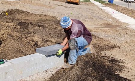 Un trabajador mexicano murió atropellado mientras andaba en bicicleta en Metro Detroit, y ahora buscan ayuda económica para trasladar sus restos a México.